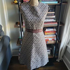 1960s Vintage Brown White Geometric Patterned Knee Length Mod Dress Sz Small
